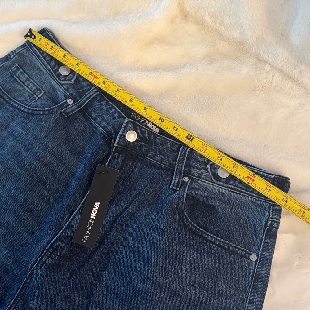 Fashion Nova ‘For the Record Stretch Taper Leg Jeans’, Blue- size 15 - Picture 10 of 16